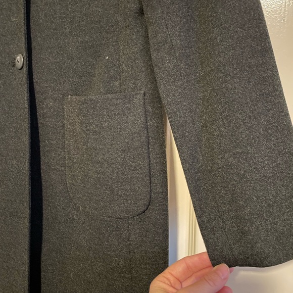 Preview Collection Gray Coat. Women’s Size 2 Petite. - Picture 2 of 9